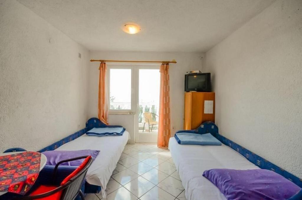 Apartments Lucia Senj  Bagian luar foto